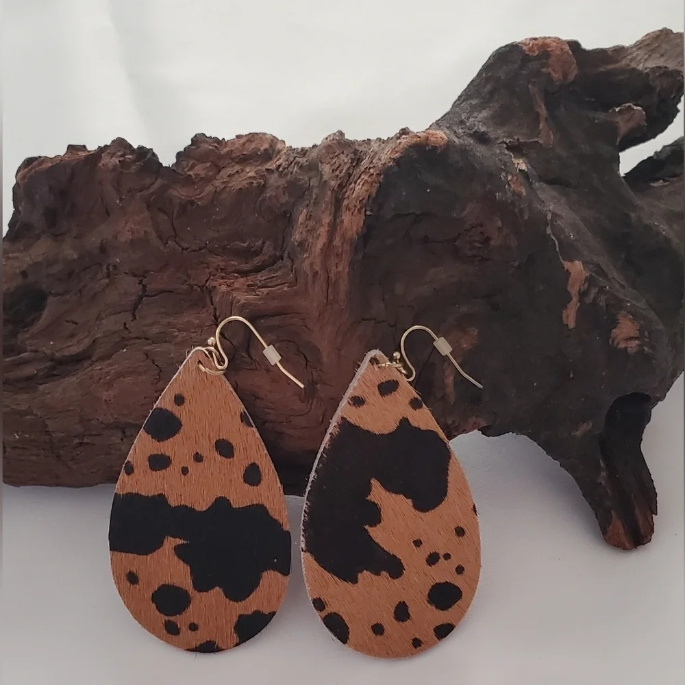 Cow Print Teardrop Earrings Brown and Black Faux Leather Western Lightweight - Picture 1 of 7